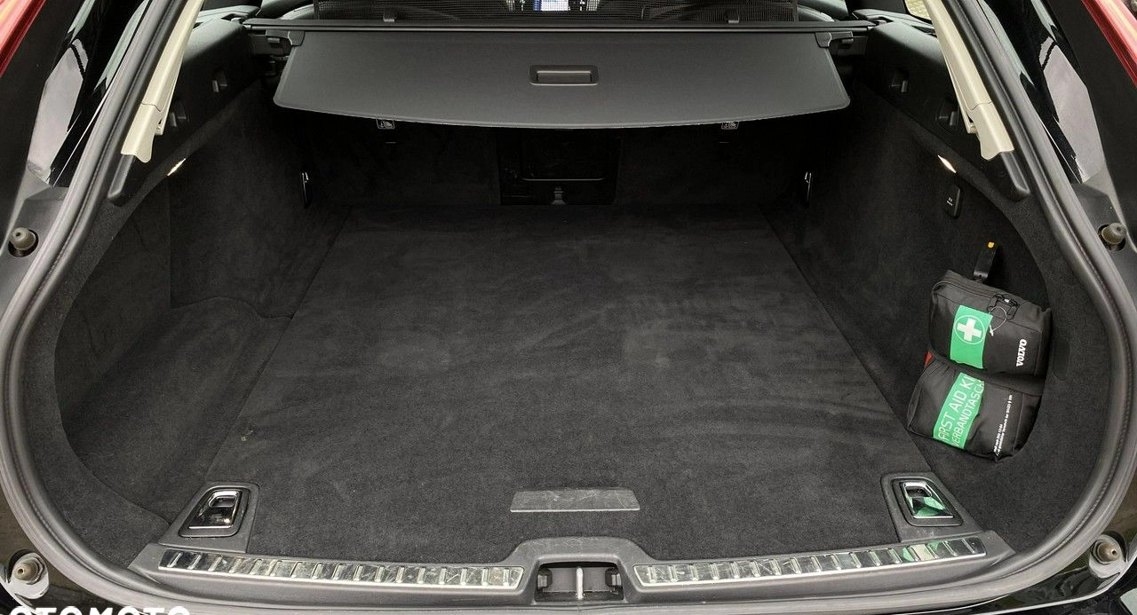 Volvo V90 cena 164900 przebieg: 145000, rok produkcji 2020 z Rychwał małe 352